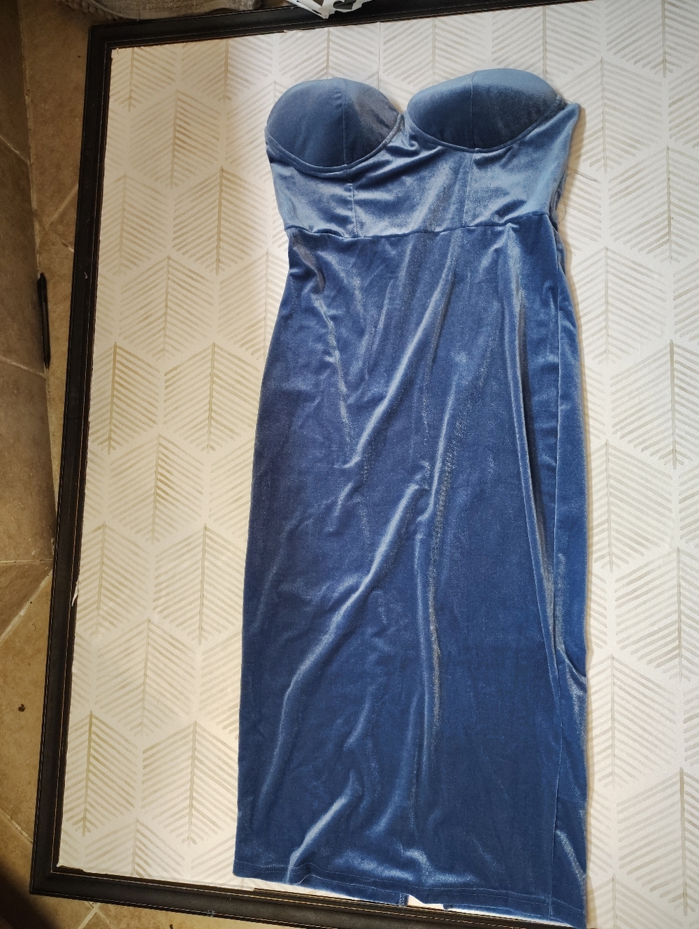 Shein Strapless Velvet Midi Dress in Medium Blue Large